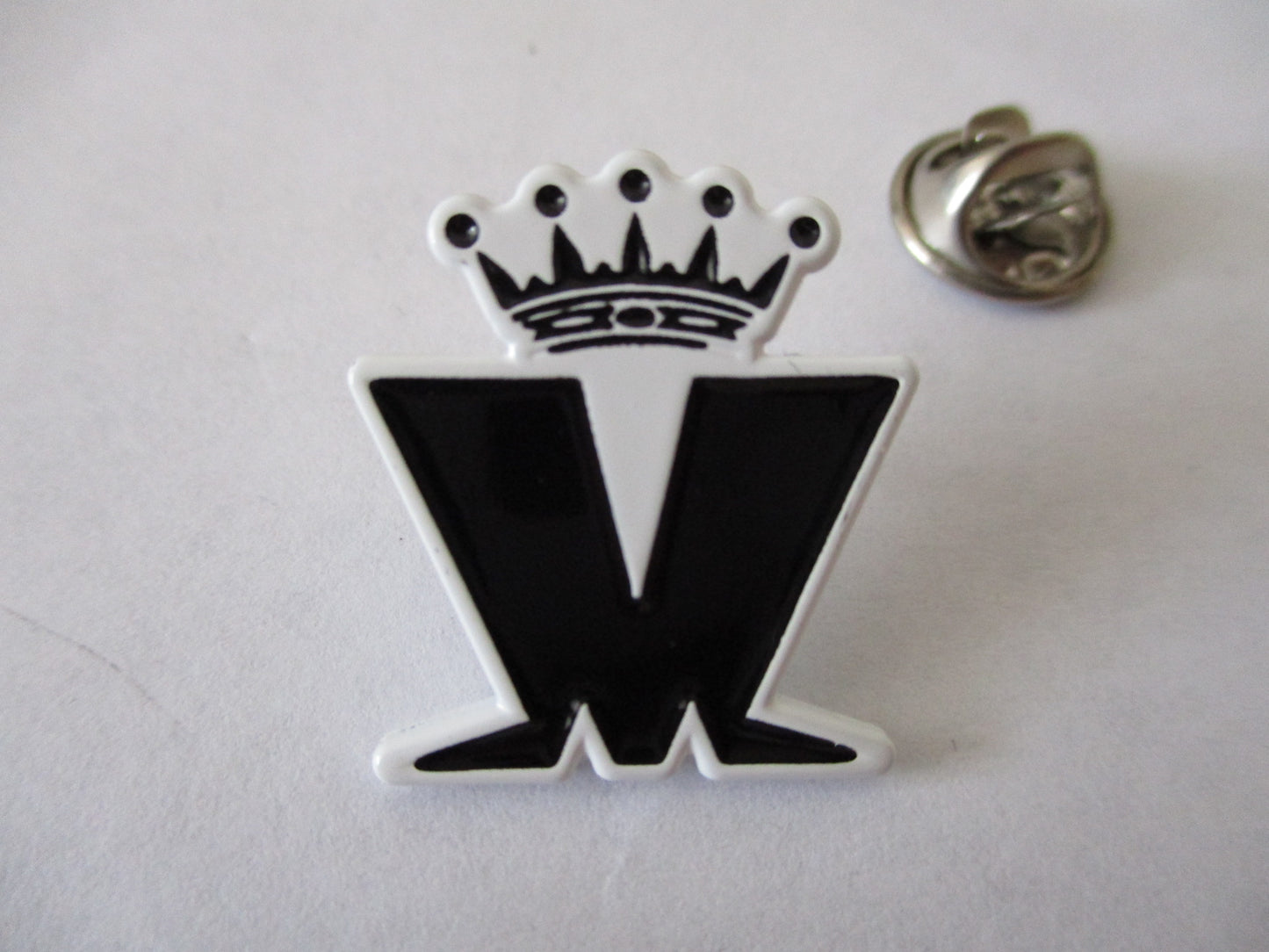 MADNESS crown logo SKA METAL BADGE (white)