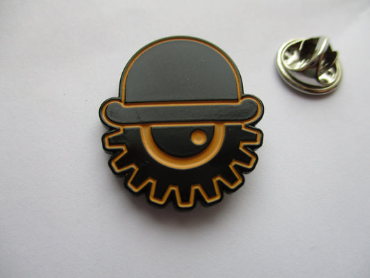 CLOCKWORK ORANGE COG/BOWLER oi! skinhead SKA METAL BADGE