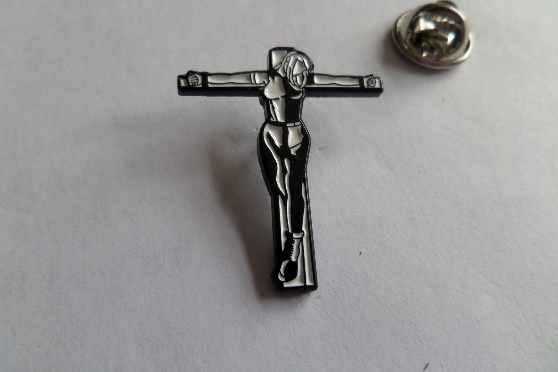 CRUCIFIED SKINGIRL OI! SKA PUNK METAL BADGE - Savage Amusement