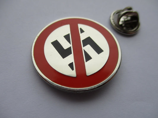 DEAD KENNEDYS nazi punks f--k off (silver) PUNK METAL BADGE