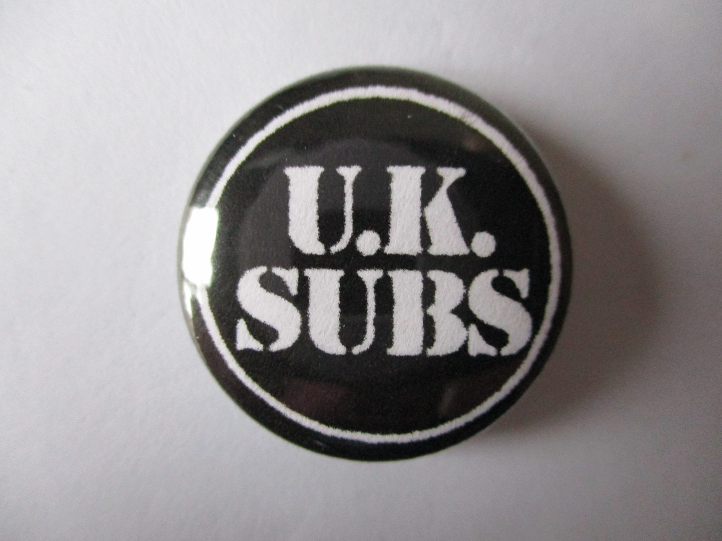 UK SUBS punk badge ( Various designs )