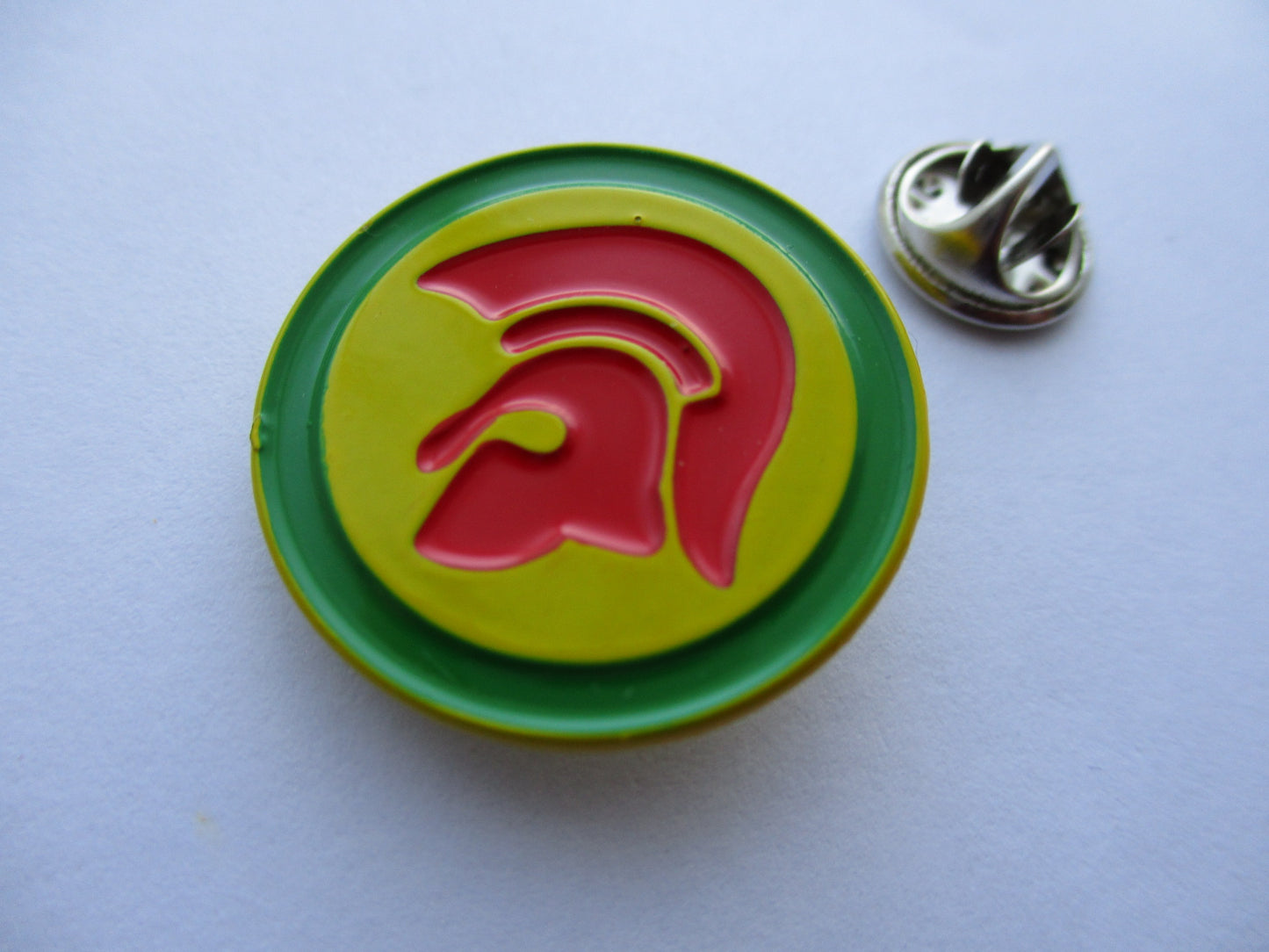 TROJAN HELMET (jamaica) SKA METAL BADGE oi! skinhead