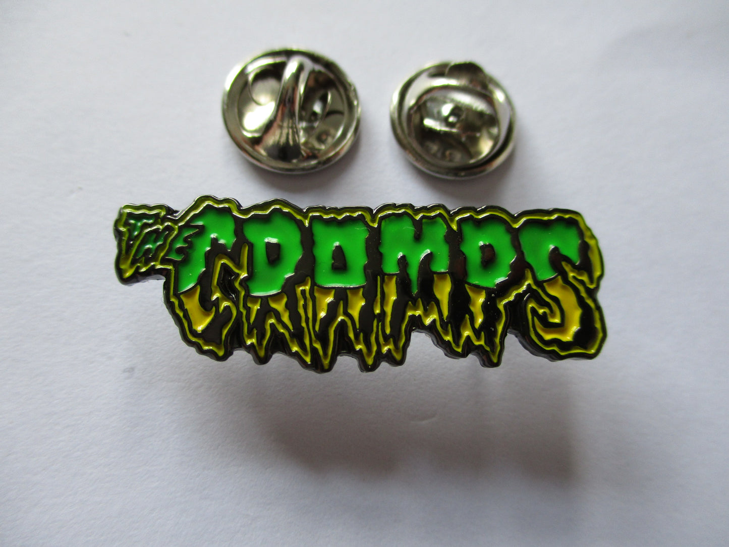 THE CRAMPS logo PUNK METAL BADGE large 2 pin