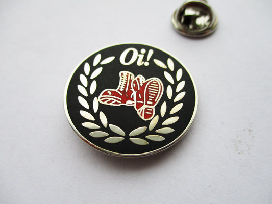 Skinhead Oi! Bootboy Ska ReggaeOi! Skinhead metal badge enamel pin badge oi oi! Garry Bushell Cock Sparrer The Business Last Resort 4Skins